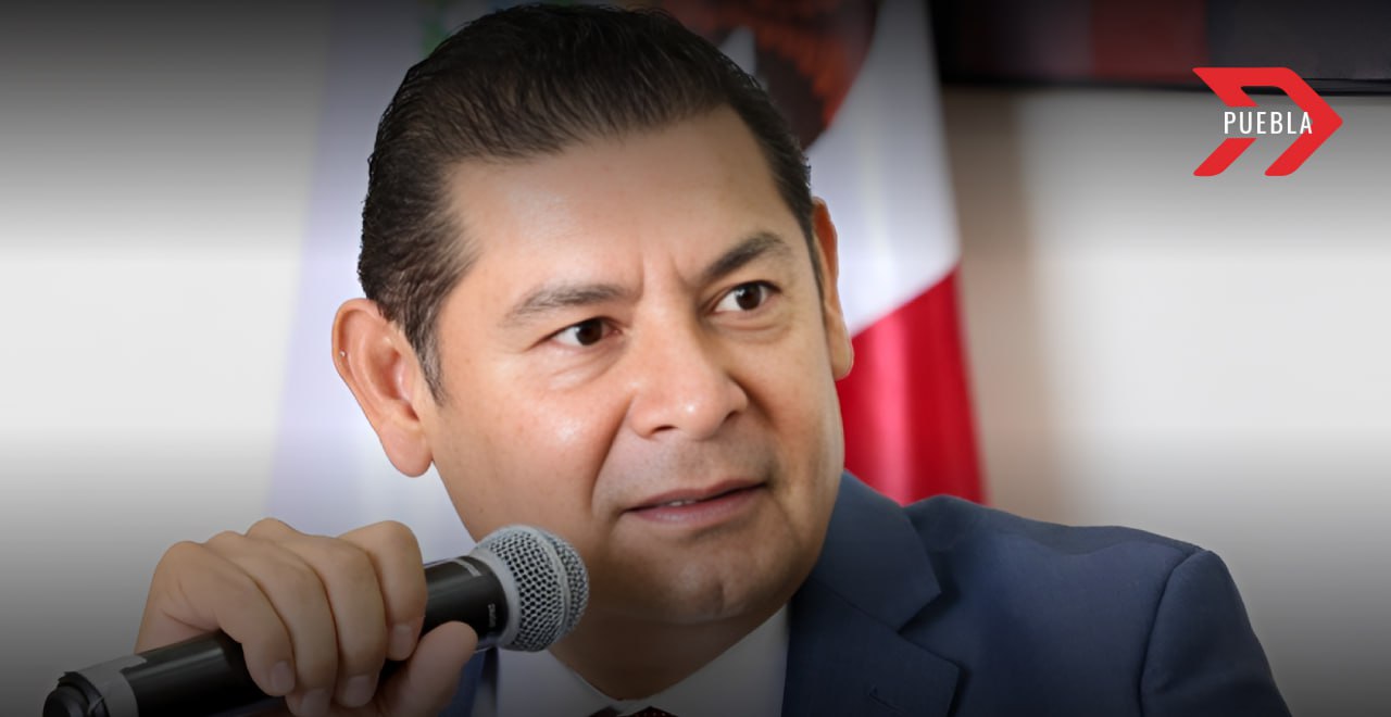 Alejandro Armenta hace oficiales nuevos nombramientos en su gabinete