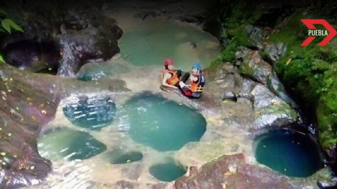 ¿Planeas un escape fresco? Esta poza natural en Puebla es tu mejor opción este verano