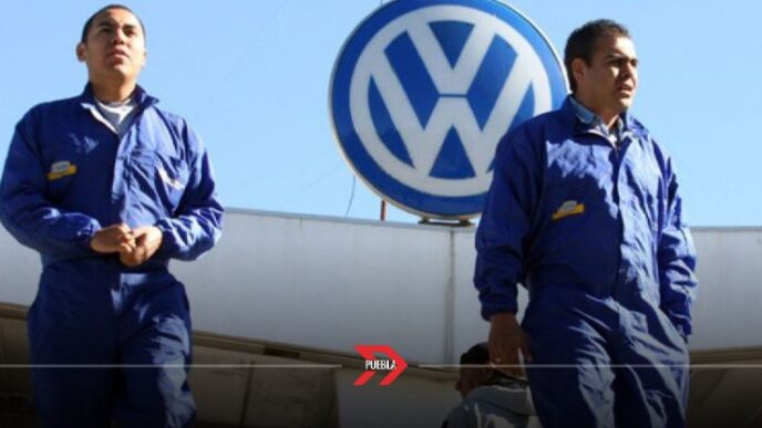 Sindicato de VW Puebla emplaza a huelga por incremento salarial
