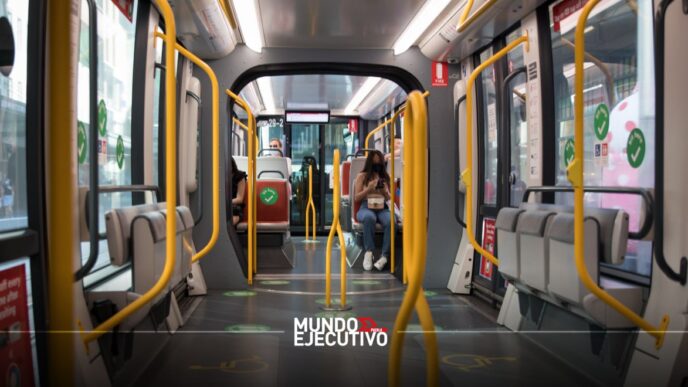 Poblanos invierten más en movilidad que en su bienestar