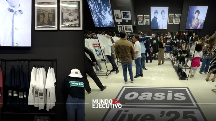 Seguidores de Oasis disfrutan tienda oficial en Plaza Carso