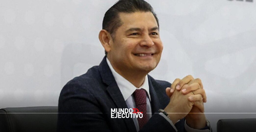 Alejandro Armenta promueve la regulación de las motos ante delitos registrados