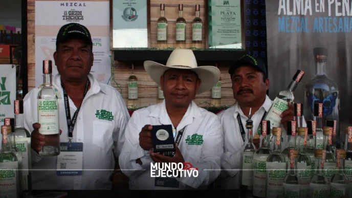 El Gran Tlachka, el mezcal que representa el espíritu comunal de Puebla